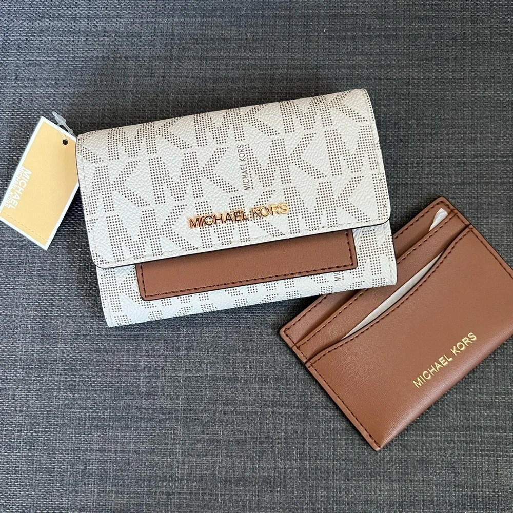 NWT MICHAEL KORS LEATHER JET SET CHARM MEDIUM 2 IN 1 WALLET - Picture 1 of 8
